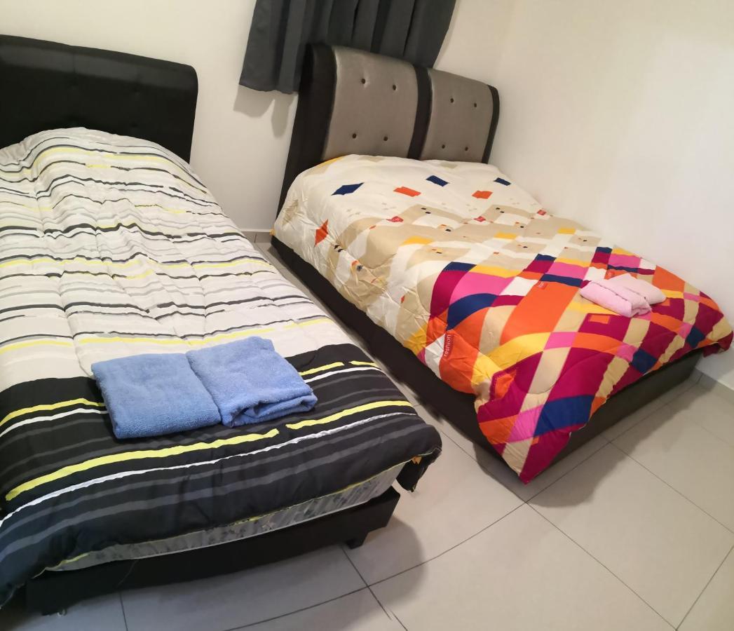 Mcz Homestay Ipoh Town 2Room 7Pax Free Wifi Extérieur photo